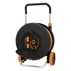 Fiskars Dévidoir Sur Roues L 30 M/13 Mm -Ménagers Décoration Boutique 1023643 1023644 Waterwheel 1 2in 20m Better lid open upwards perspective