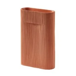 Muuto Vase Ridge, Petit Modèle, Terracotta