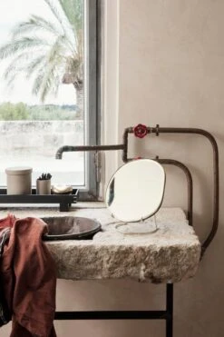 Ferm LIVING Miroir De Table Pond, Laiton 6 Ferm LIVING Miroir De Table Pond, Laiton -Ménagers Décoration Boutique 109 2039 1