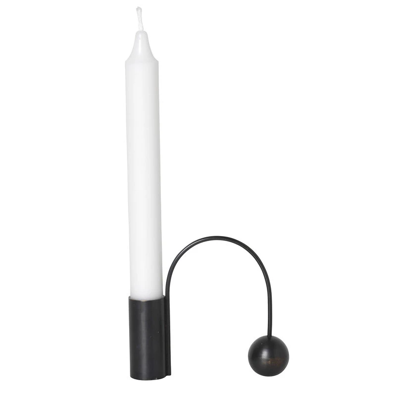 Ferm LIVING Bougeoir Balance, Laiton Noir 1 Ferm LIVING Bougeoir Balance, Laiton Noir