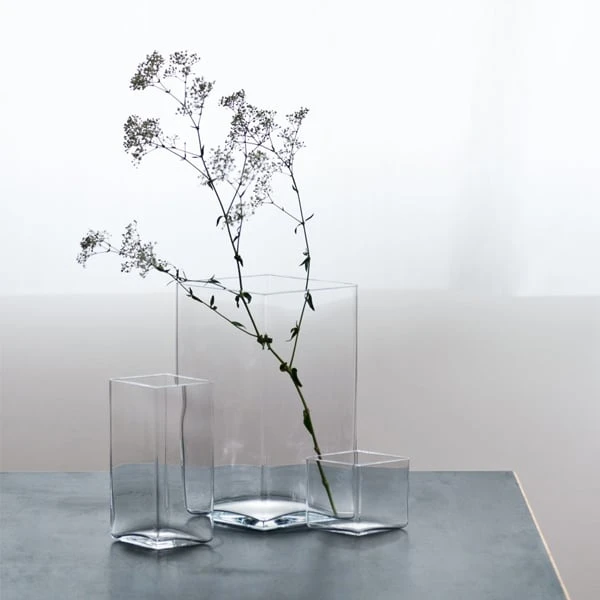 Iittala Vase Ruutu, 115 X 140 mm, Canneberge 2 Iittala Vase Ruutu, 115 X 140 mm, Canneberge – Image 2