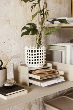 Ferm LIVING Petit Panier Ceramic, Blanc Cassé -Ménagers Décoration Boutique 13 0949