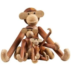 Kay Bojesen Wooden Monkey, Modèle Moyen, Teck 11 Kay Bojesen Wooden Monkey, Modèle Moyen, Teck -Ménagers Décoration Boutique 134 KayBojesen iso