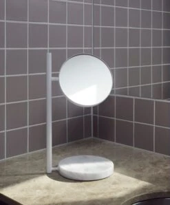 Normann Copenhagen Miroir De Table Pose, Blanc -Ménagers Décoration Boutique 2022 Pose Mirror White 03