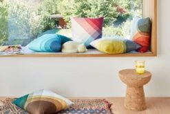 Vitra Resting Cat, Petit Modèle, Beige -Ménagers Décoration Boutique 202C Herringbone Pillows2C Resting Cat small2C Cork Stool master