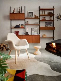 Vitra Poupée En Bois 7 -Ménagers Décoration Boutique 2936560 Organic Chair Sheepskin Cork Stool Sunburst Wall Clock Eames House Bird master 1