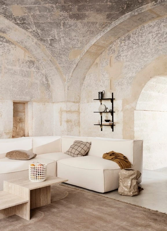 Ferm LIVING Grand Panier Ceramic, Blanc Cassé 5 Ferm LIVING Grand Panier Ceramic, Blanc Cassé – Image 5