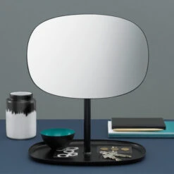 Normann Copenhagen Miroir Flip, Noir 8 Normann Copenhagen Miroir Flip, Noir -Ménagers Décoration Boutique 359NormannCopenhagen iso