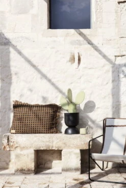 Ferm LIVING Pot Hourglass, XS, Noir -Ménagers Décoration Boutique 47 1482