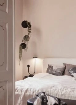 AYTM Grand Pot De Fleurs Suspendu Globe, Noir - doré -Ménagers Décoration Boutique AYTM 04 265 2