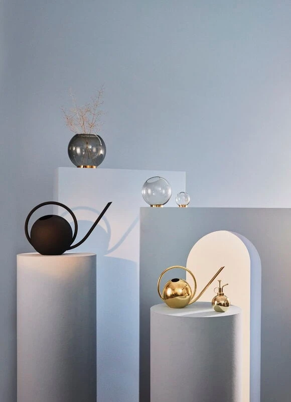 AYTM Petit Arrosoir Globe, Doré 4 AYTM Petit Arrosoir Globe, Doré – Image 4