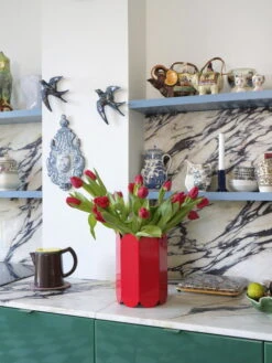 HAY Vase Arcs, Rouge -Ménagers Décoration Boutique Arcs Vase red Arcs Candleholder S dark blue