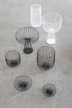 Serax Panier Avec Support Catu, Noir -Ménagers Décoration Boutique B7218558 sf2 1