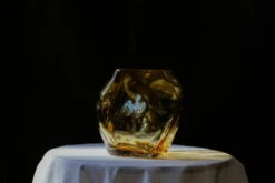 New Works Grand Vase Blæhr, Ambre -Ménagers Décoration Boutique Blaehr Vase Digital Images Shot by Armin Tehrani 08