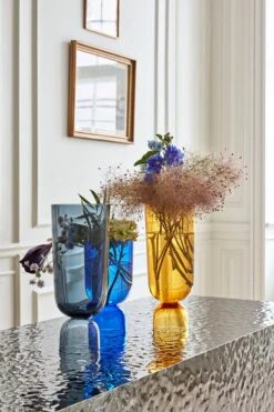 HAY Vase Bottoms Up, L, Bleu Marine -Ménagers Décoration Boutique Bottoms Up Vase electric blue S amber L navy blue L 28129 1