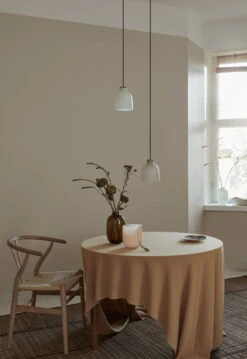 Katriina Nuutinen Vase Pulmu, Abricot -Ménagers Décoration Boutique FULL5 KatriinaNuutinen Vienocollection Aamulamp Vienobottle Pulmuvase APirkola KKapanen