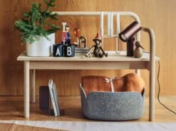 Kay Bojesen Singe En Bois Wooden Monkey, Petit Modèle, Chêne Fumé 10 Kay Bojesen Singe En Bois Wooden Monkey, Petit Modèle, Chêne Fumé -Ménagers Décoration Boutique Fds joulu1018 media