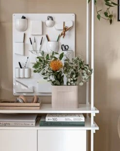 Muuto Vase Ridge, 16,5 cm, Beige -Ménagers Décoration Boutique Home Office Design Stories x My Full House 2