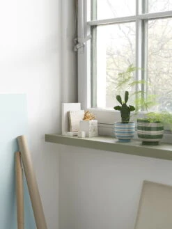 Kähler Pot De Fleurs Omaggio Nuovo, 12 cm, Bleu -Ménagers Décoration Boutique KAH 690165 690161 Omaggio Nouvo two flowerpots in window