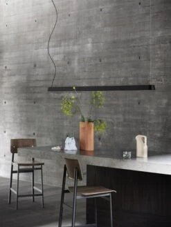 Muuto Vase Ridge, Petit Modèle, Terracotta -Ménagers Décoration Boutique Linear pendant lamp 169 black loft bar stool 65 stained dark brown black muuto org 2815029