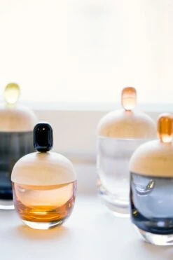 Katriina Nuutinen Boîte Lyyli, Modèle Moyen, Orange - gris -Ménagers Décoration Boutique Lyylit KNuutinen AnnaSalmisalo 1