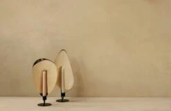 MENU Porte-bougie Flambeau, 34 cm, Noir - Laiton 9 MENU Porte-bougie Flambeau, 34 cm, Noir - Laiton -Ménagers Décoration Boutique MENU Flambeau Candle Holder 10