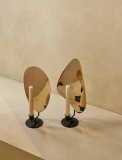 MENU Porte-bougie Flambeau, 34 cm, Noir - Laiton 8 MENU Porte-bougie Flambeau, 34 cm, Noir - Laiton -Ménagers Décoration Boutique MENU Flambeau Candle Holder Table