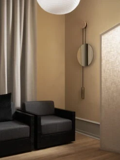 New Works Miroir Mural Rise & Shine, Laiton -Ménagers Décoration Boutique NewWorks Studio P1380799