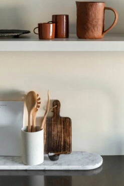 Northern Planche De Service Podium, 90 cm, Marbre Blanc Mélangé -Ménagers Décoration Boutique Podium white kitchen top Northern ph PO Solvberg High res 1