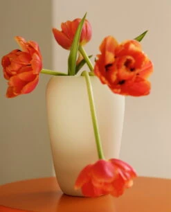 Lokal Helsinki Vase Silmu, Jaune Clair -Ménagers Décoration Boutique SILMU SaijaHalko lokalhelsinki2022 3