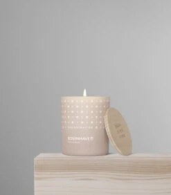 Skandinavisk Grande Bougie Parfumée Avec Couvercle, ROSENHAVE -Ménagers Décoration Boutique SKANDINAVISK styling 20110 ROSENHAVE 200g