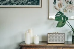 Uyuni Lighting Bougie Pilier LED, 7,8 x 15 cm, Nordic White -Ménagers Décoration Boutique UYUNI Lighting ul pi iv78010 LED pillar candle 312 mood