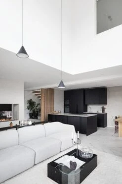 Ferm LIVING Chandelier Avant, Noir 8 Ferm LIVING Chandelier Avant, Noir -Ménagers Décoration Boutique Z7A1771 1