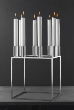 By Lassen Chandelier Kubus 8, Nickel 11 By Lassen Chandelier Kubus 8, Nickel -Ménagers Décoration Boutique byLassen Kubus 8 nickel Packshot High Res