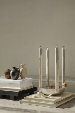 Ferm LIVING Vase Ary Mini, L, Sable -Ménagers Décoration Boutique fermLIVING AW21 BowlCandleHolderMediumAluminium DrypCandles AryMiniVases image