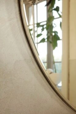 Ferm LIVING Grand Miroir Pond, Chrome Foncé -Ménagers Décoration Boutique fermLIVING AW21 PondMirrorDarkChrome image 1