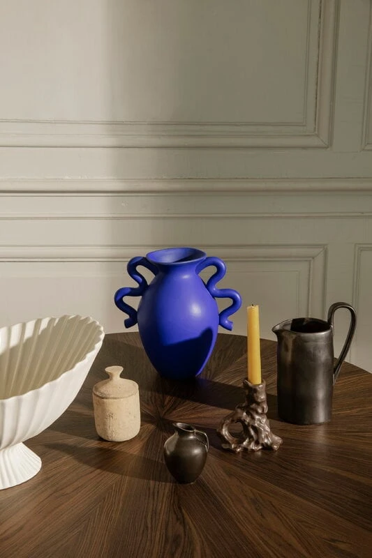 Ferm LIVING Vase De Table Verso, Bleu Vif 2 Ferm LIVING Vase De Table Verso, Bleu Vif – Image 2