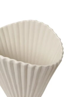 Ferm LIVING Vase Fountain, Blanc Cassé -Ménagers Décoration Boutique fermLIVING FountainVase 1104264792 pack 3