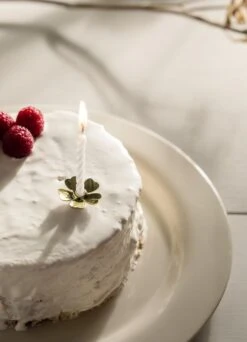 Design House Stockholm Bougeoir Me To You, Laiton -Ménagers Décoration Boutique image2 2751 8800 MeToYou1pGold Lifestyle