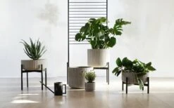 Elementa Jardinière Haute Avec Support Klorofyll, Gris -Ménagers Décoration Boutique klorofyllanderssenvollforelementa 1